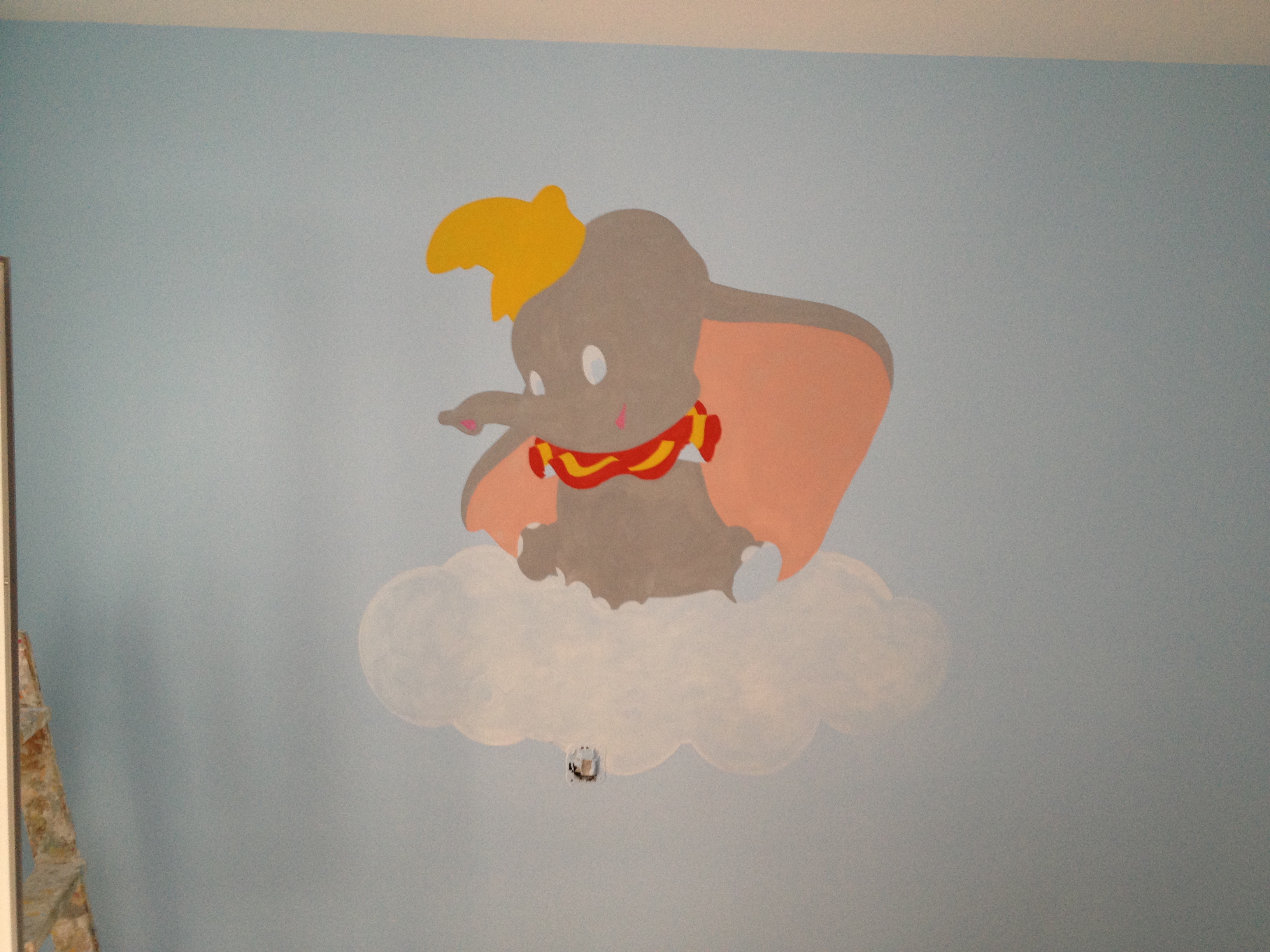 mural decorativo Dumbo Esmeralda Moya 3