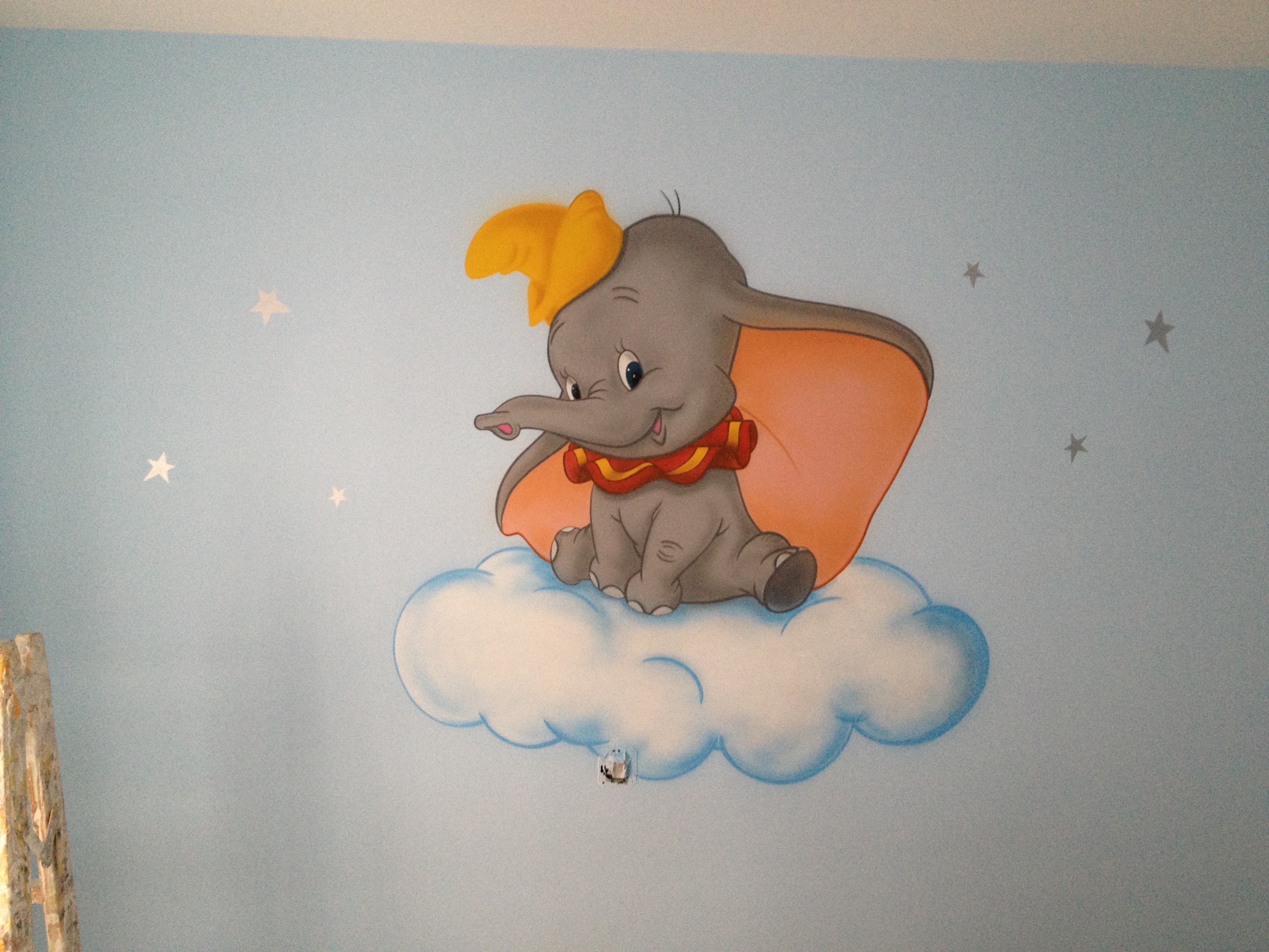 mural decorativo Dumbo Esmeralda Moya 7